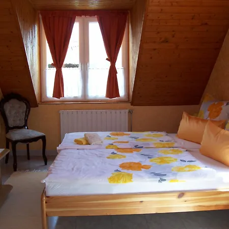 Haus Martha * Balatonudvari