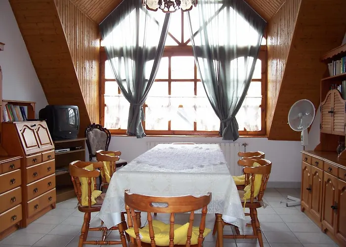 Haus Martha Quarto em Acomodações Particulares Balatonudvari